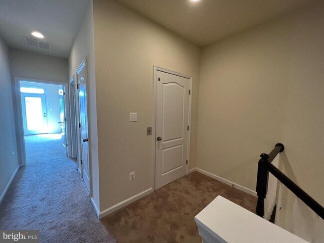 Building Photo - 7031 Starwort Wy