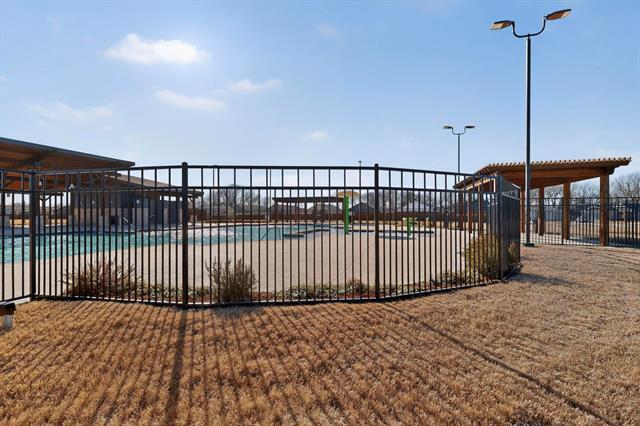 Building Photo - 6734 Highlands St