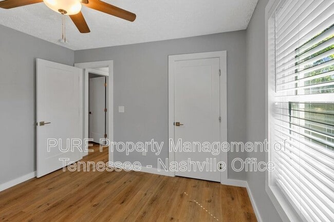 Building Photo - 622 Maplewood Ln