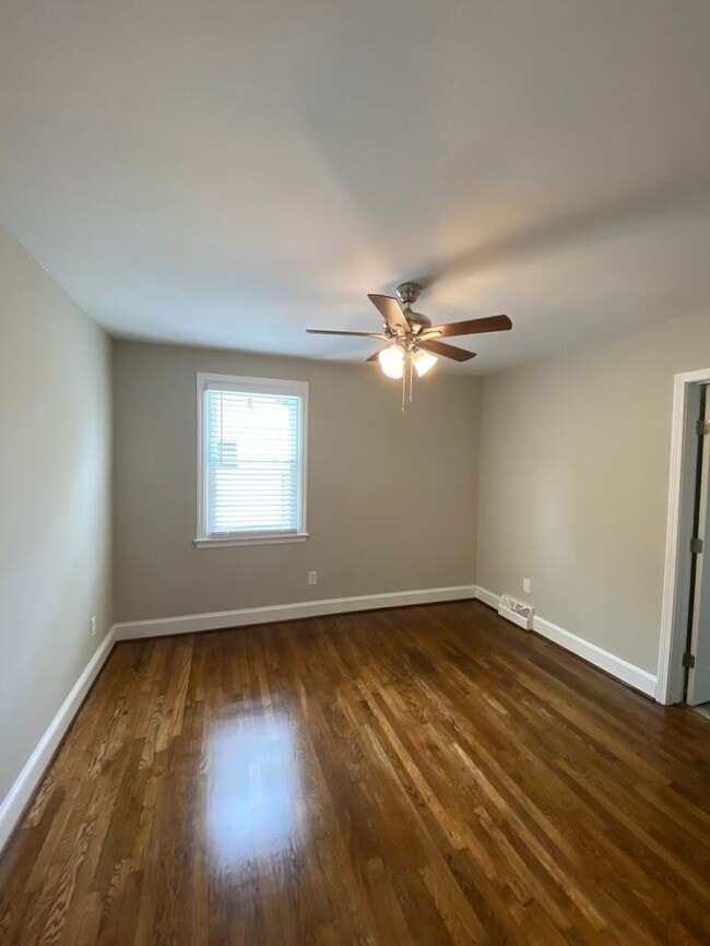 Building Photo - 3811 Barwick St