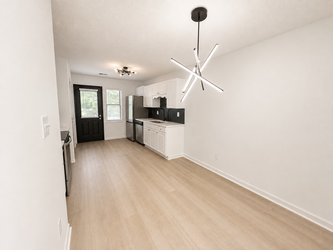 Building Photo - 1478 N Diane Ct