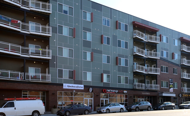 Building Photo - Vine Street Flats