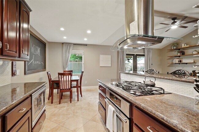 Building Photo - 10710 Overbrook Ln