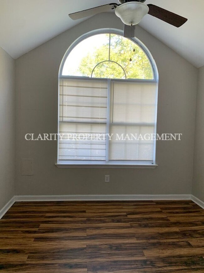 Building Photo - ***Coming soon!!***