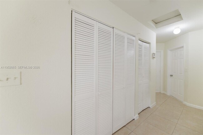 Building Photo - 6320 NW 1st Pl