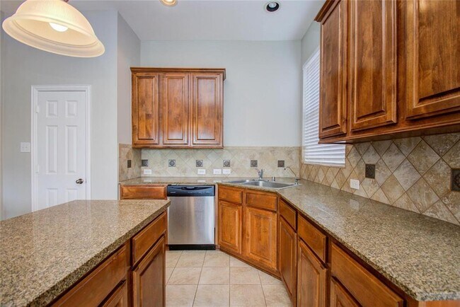 Building Photo - 18015 Darling Point Ct