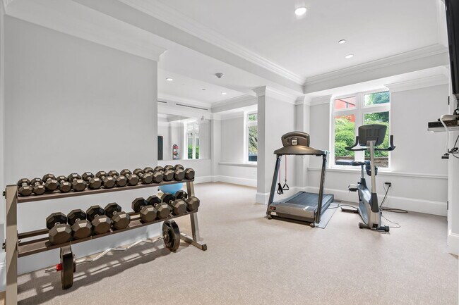 Building Photo - 1500 Commonwealth Ave