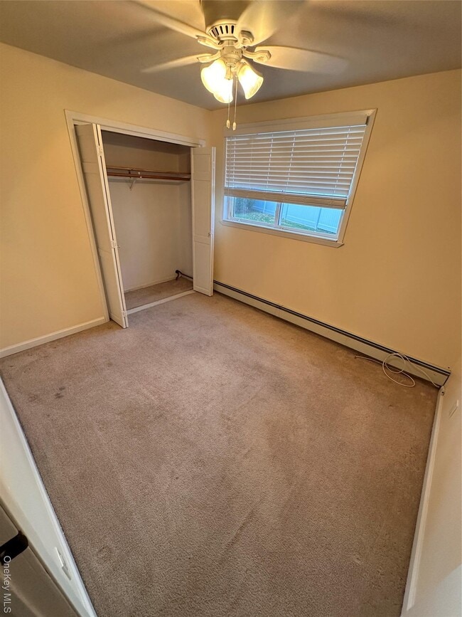 Building Photo - 2480 Fir Ct