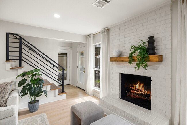 Building Photo - 2830 Triway Ln