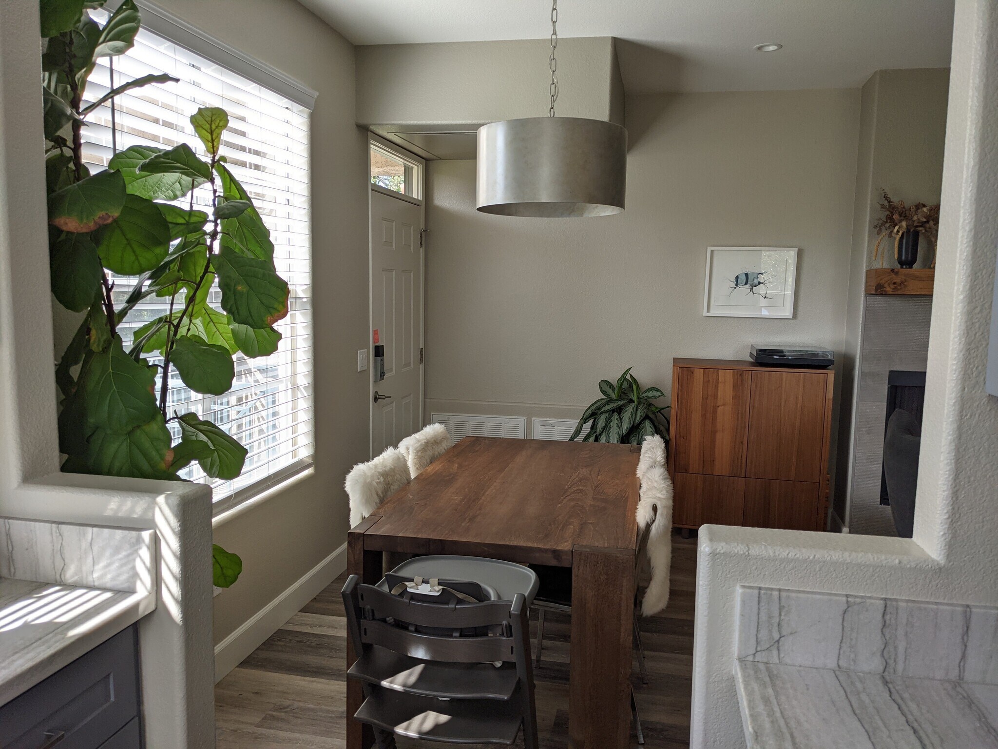 Building Photo - 3544 Caminito El Rincon