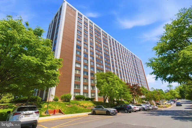 Building Photo - 11801 Rockville Pike