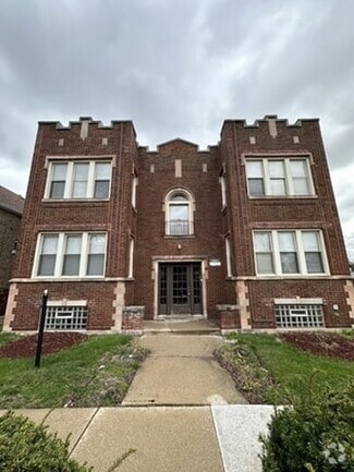 Building Photo - 7555 S Eberhart Ave
