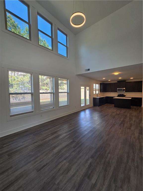 Building Photo - 1404 Slate Bend Dr