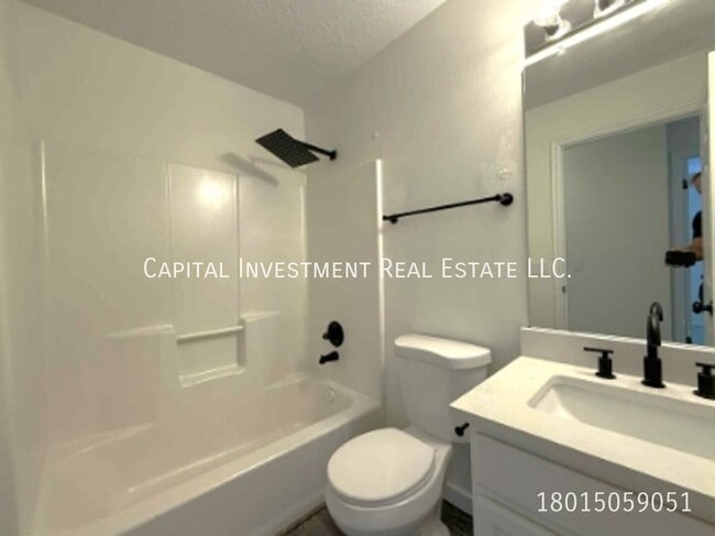 Building Photo - 2810 Keltic Ct
