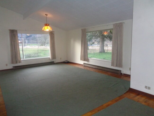 Building Photo - Breath of Fresh Air