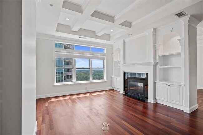 Building Photo - 3334 Peachtree Rd NE