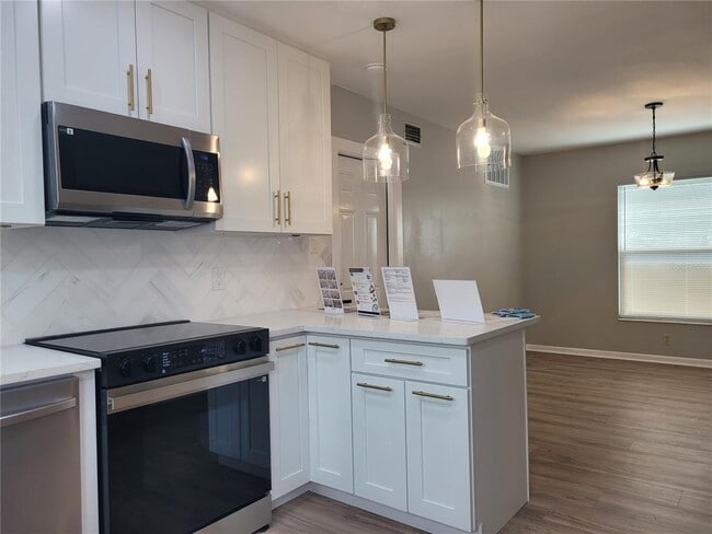 Building Photo - 8244 125th St