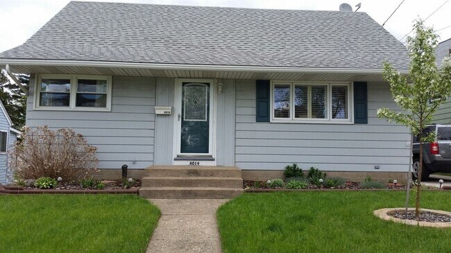 Primary Photo - 4 br, 2 bath House - 4019 Washington Ave.