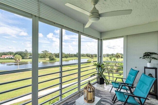 Building Photo - 808 Cypress Blvd