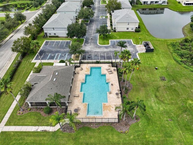 Building Photo - 817 Ashentree Dr
