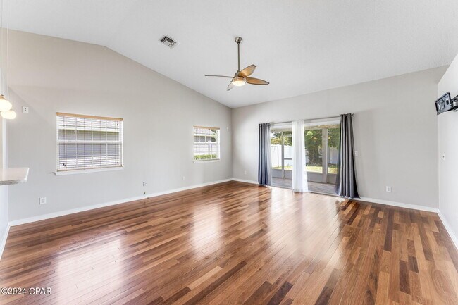 Building Photo - 3435 Cherry Ridge Rd