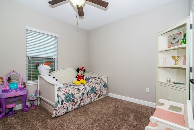 Building Photo - 8114 Champions Forest Way