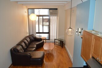 Building Photo - 12 Stoneholm St