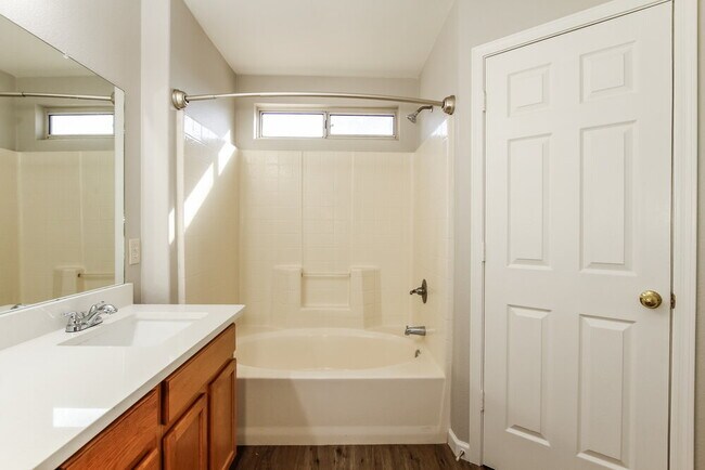 Building Photo - 11257 Eden McKenzie Cir