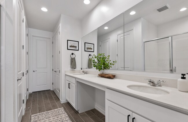 Building Photo - 11224 E Unger Ave