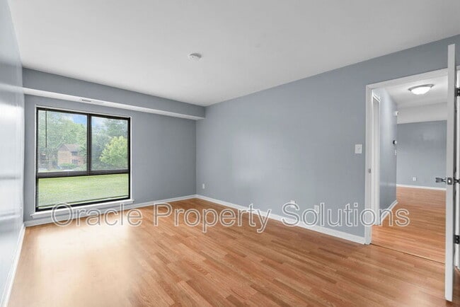 Building Photo - 6085 Majors Ln