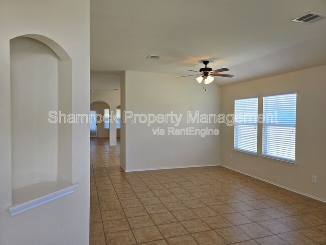 Building Photo - 6701 Tierra Dr