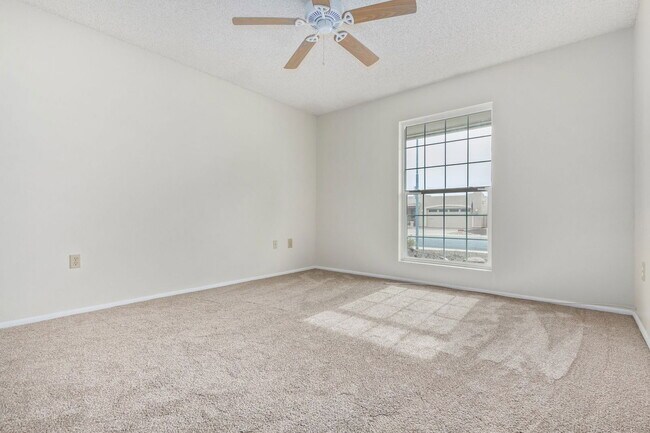 Building Photo - 14022 Whispering Lake Dr