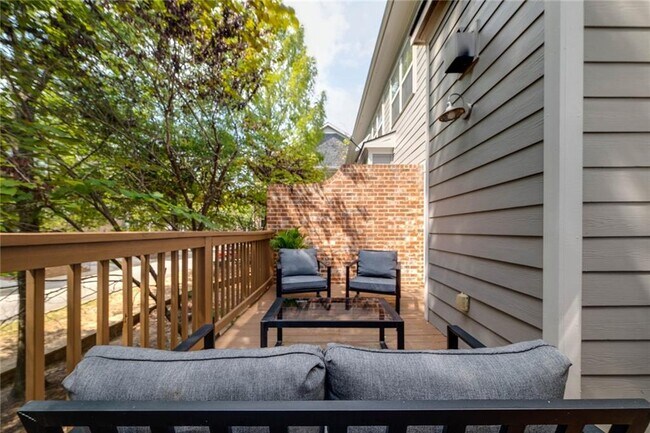 Building Photo - 1572 Mosaic Way