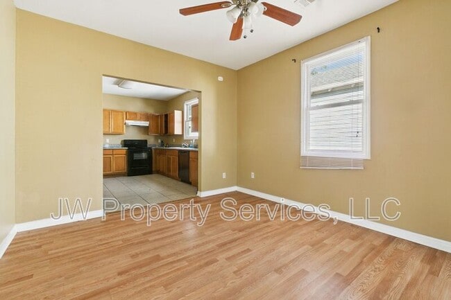 Building Photo - 2522 N Tonti St