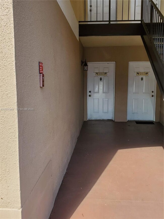 Building Photo - 815 Boynton Beach Blvd