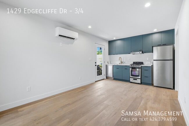 Building Photo - 1429 Edgecliffe Dr