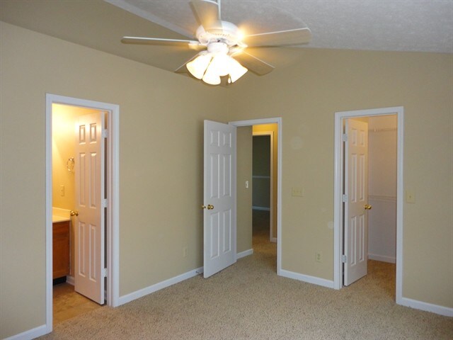 Building Photo - 6055 Polonius Ct