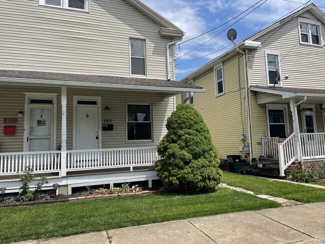 Primary Photo - Charming & Well-Maintained 2-Bedroom, 1.5-...