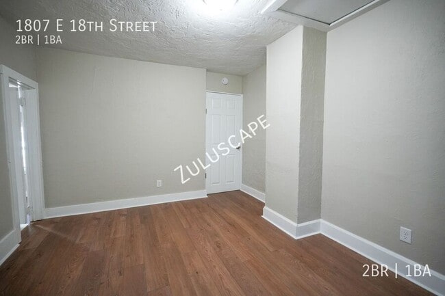Building Photo - 1807 E 18th St