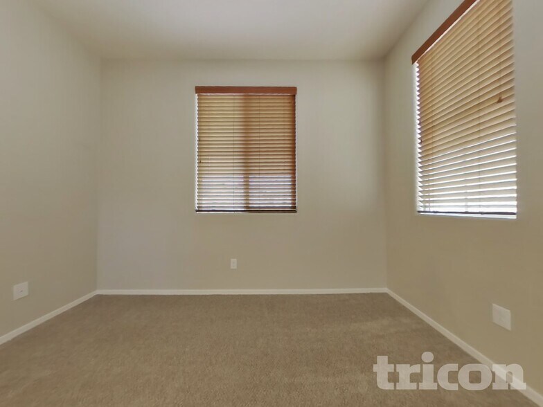 Building Photo - 17750 W Banff Ln