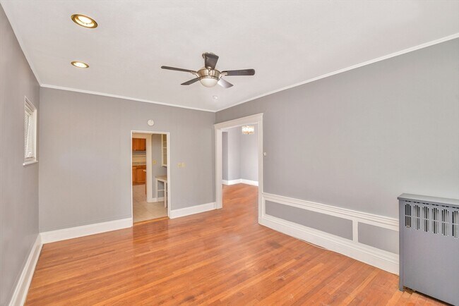 Building Photo - 146 Homestead St