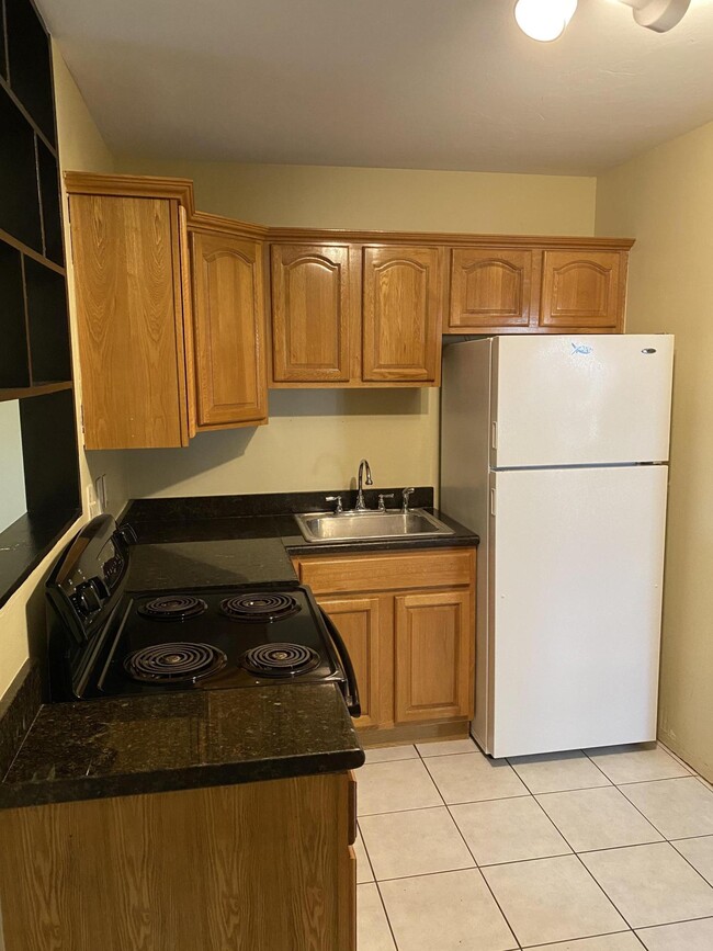 Building Photo - 1172 Surf Rd