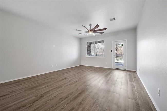 Building Photo - 9295 Inland Leather Ln