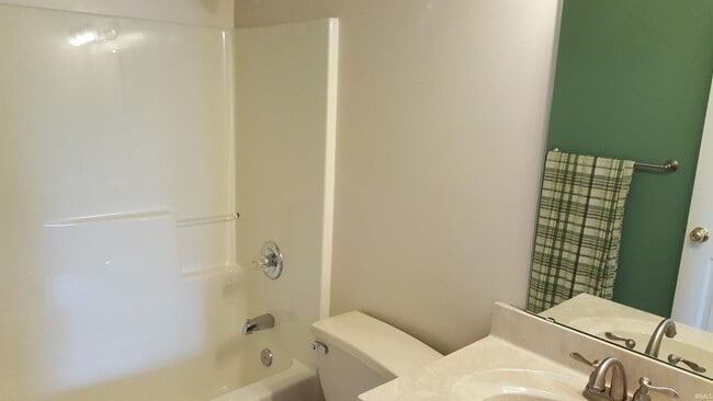 Building Photo - 1409 Shining Armor Ln