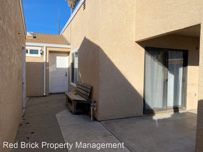 Primary Photo - 3 br, 2 bath House - 1610 Central Ave.