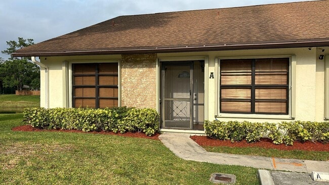 Primary Photo - 1120 Parkside Green Dr