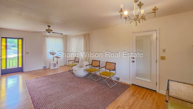 Building Photo - 916 Hardwick Cir