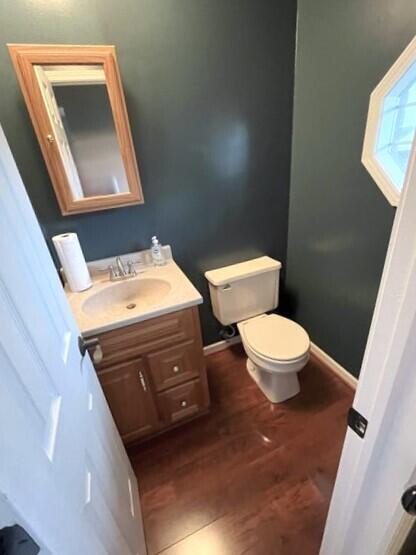 Building Photo - 3456 Burbank Dr