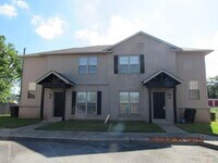 Building Photo - 6 Eagles Nest Cove