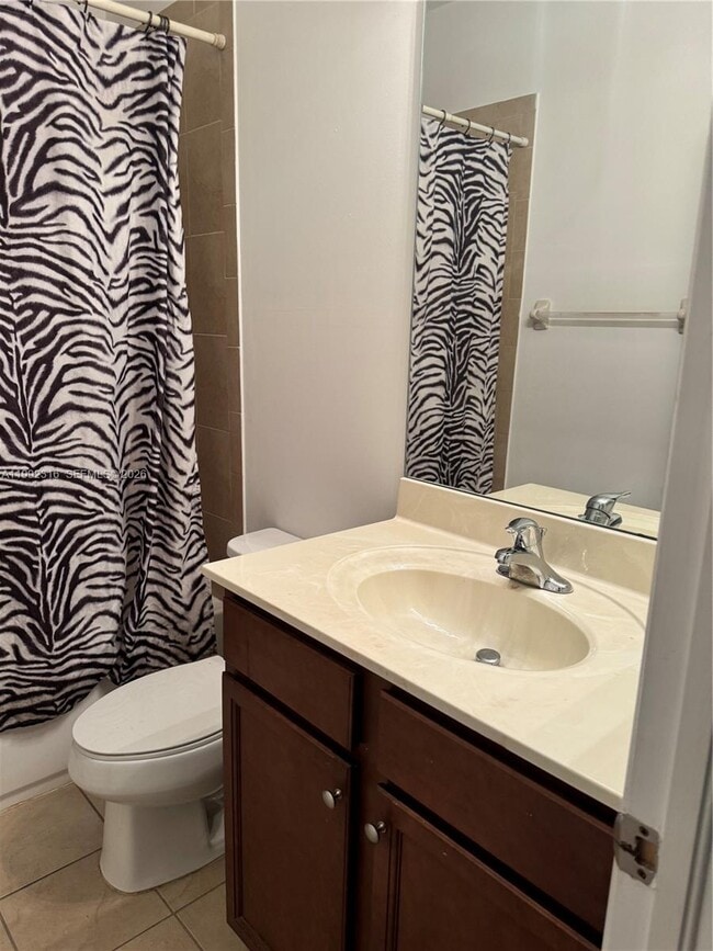 Building Photo - 8952 W 35th Ln